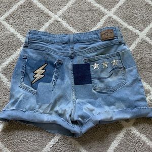 Signature Levi denim shorts
